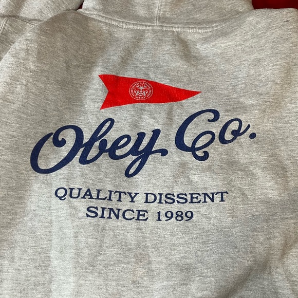 OBEY Large Grey Hoodie Pullover - Picture 13 of 13